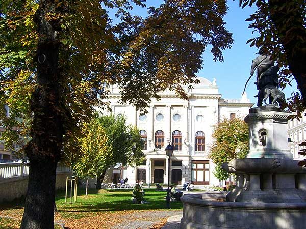 Októberben már várja a nagyközönséget a felújított Budai Vigadó