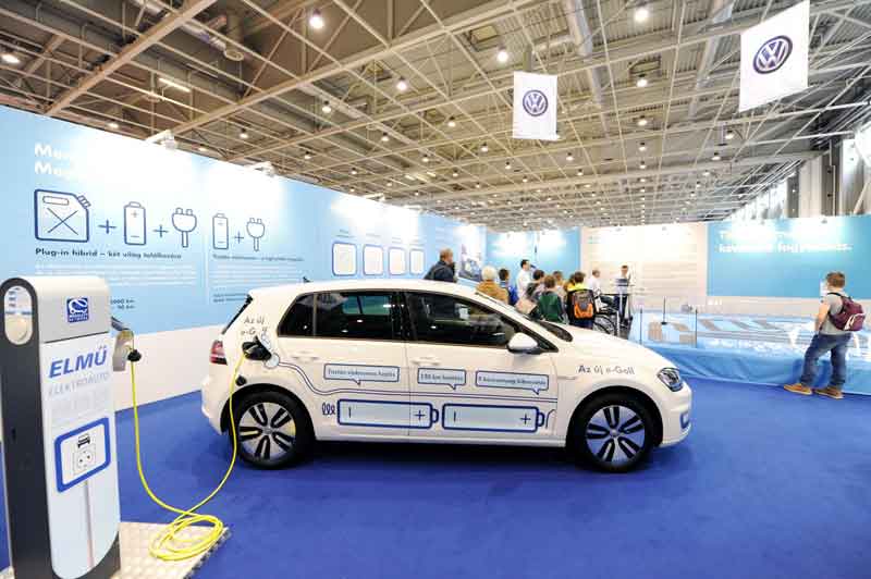 Autó – Motor- és Tuning Show a Volkswagennel